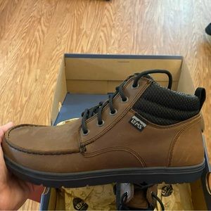 NWB Lems Boulder Boot Mid / Unisex Boot / Mens size 10, Women’s size 11.5